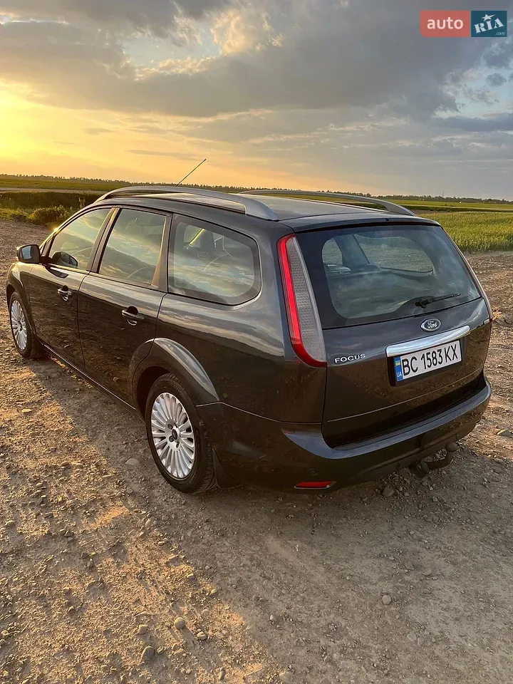 Ford Focus 2008 photo 4
