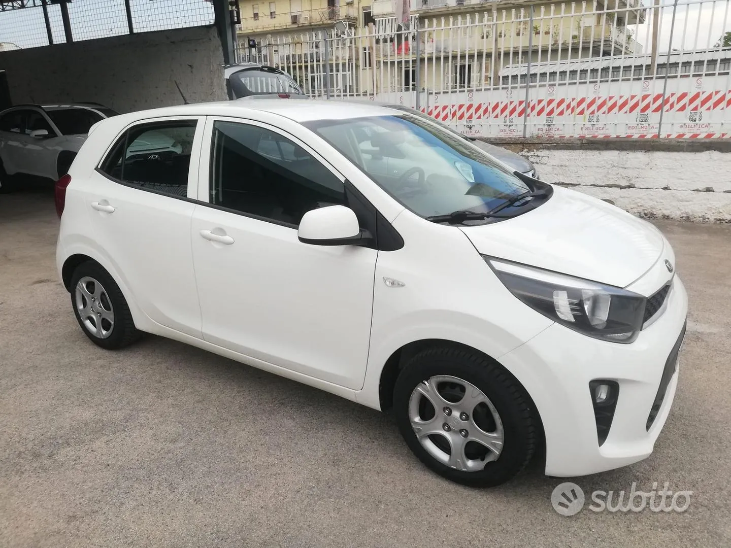 Kia Picanto 2017 photo 2