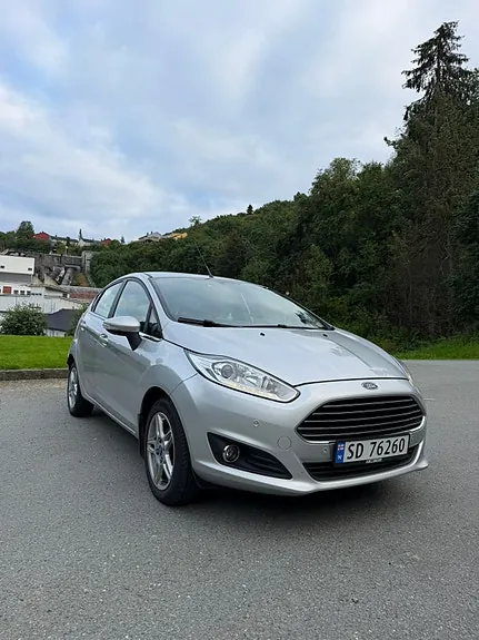 Ford Fiesta 2015 photo 3