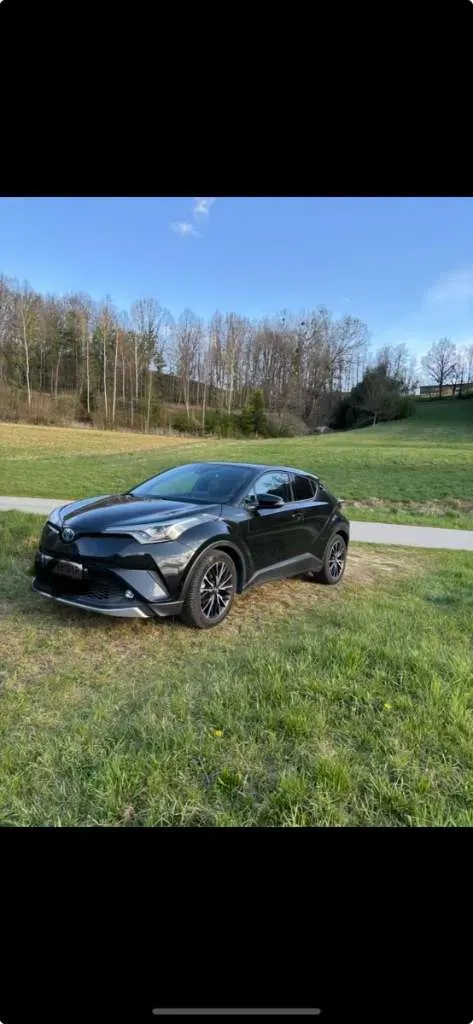 Toyota C-Hr 2019 photo 2