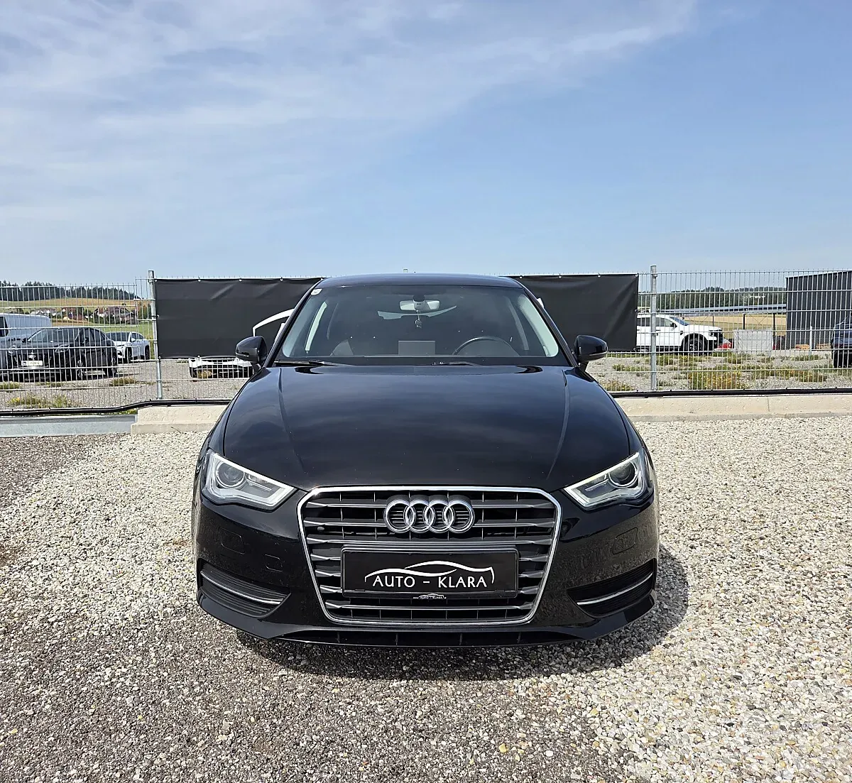Audi A3 2015 photo 3