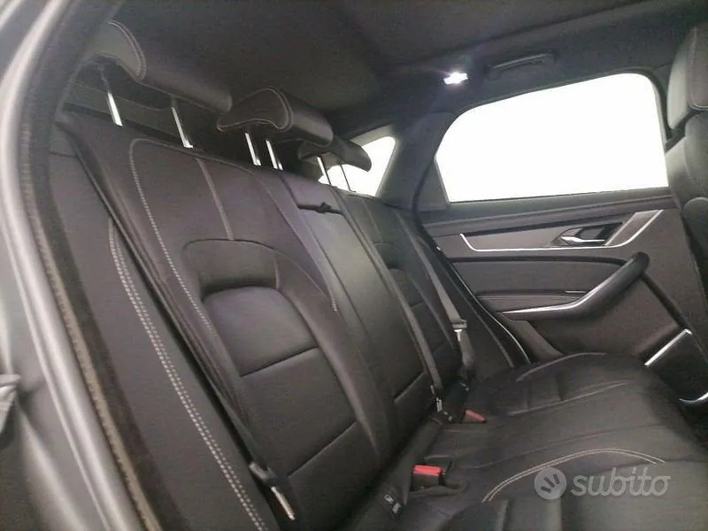 Jaguar F-Pace 2022 photo 4