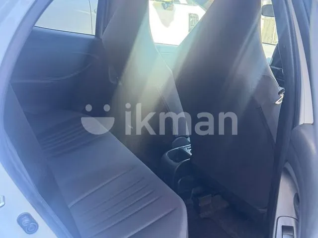 Toyota Yaris 2024 photo 5