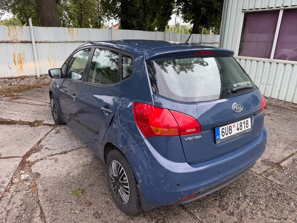 Kia Venga 2012 photo 5