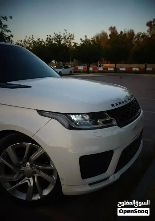 Land Rover Range Rover Sport 2020 photo 3