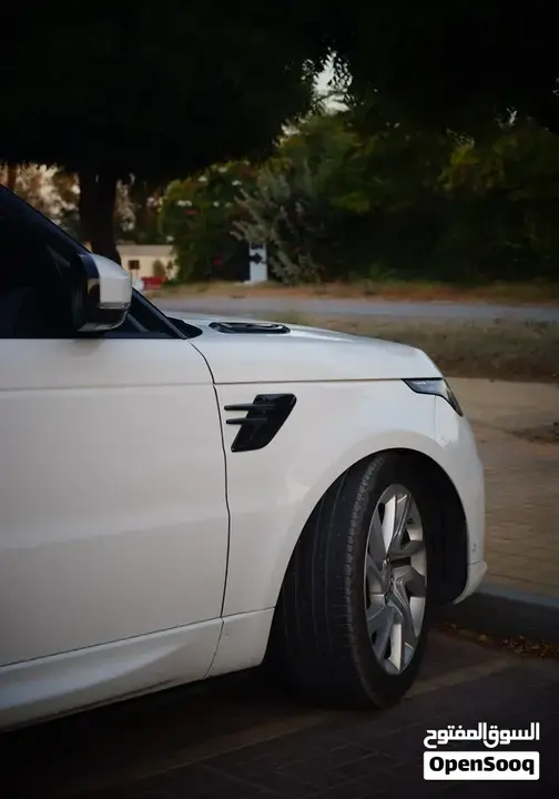 Land Rover Range Rover Sport 2020 photo 2