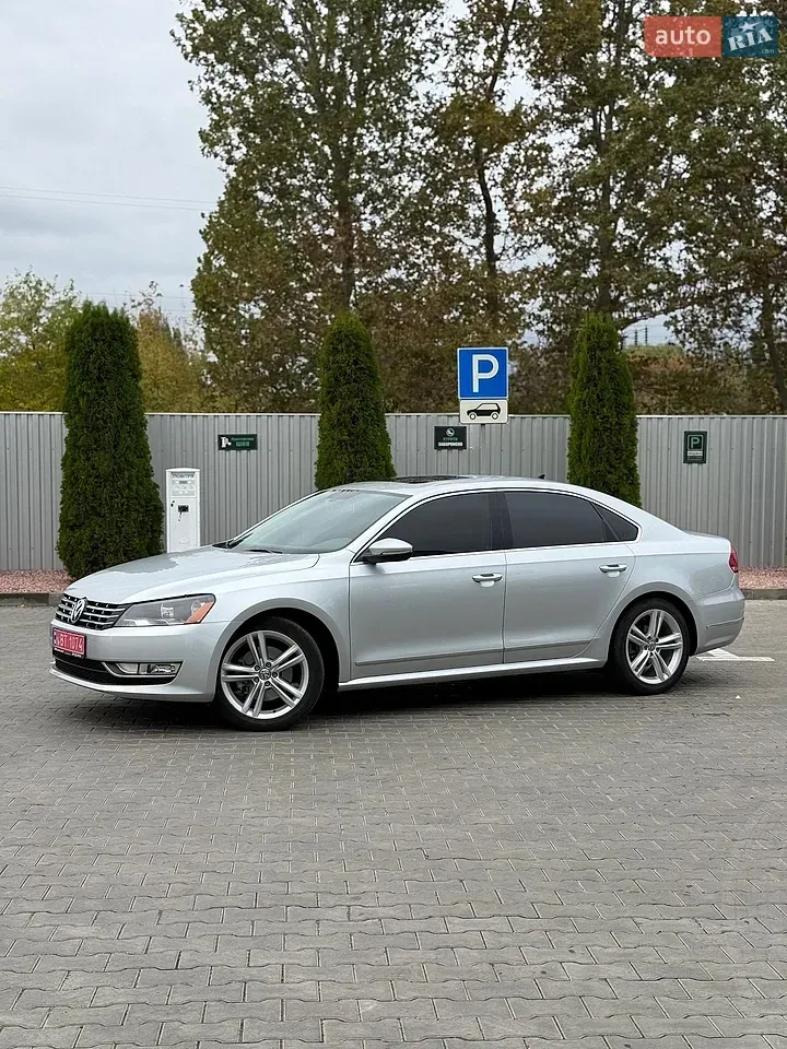 Volkswagen Passat 2014 photo 2