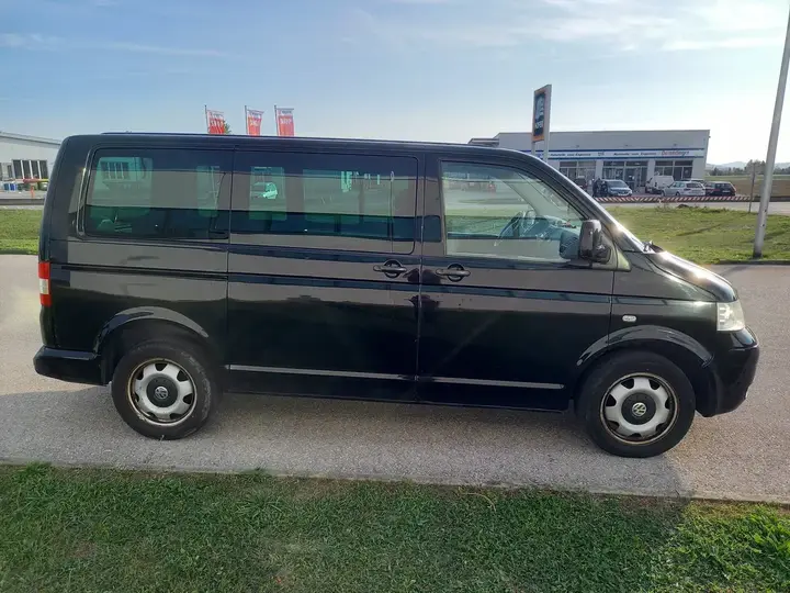 Volkswagen Multivan 2007 photo 2