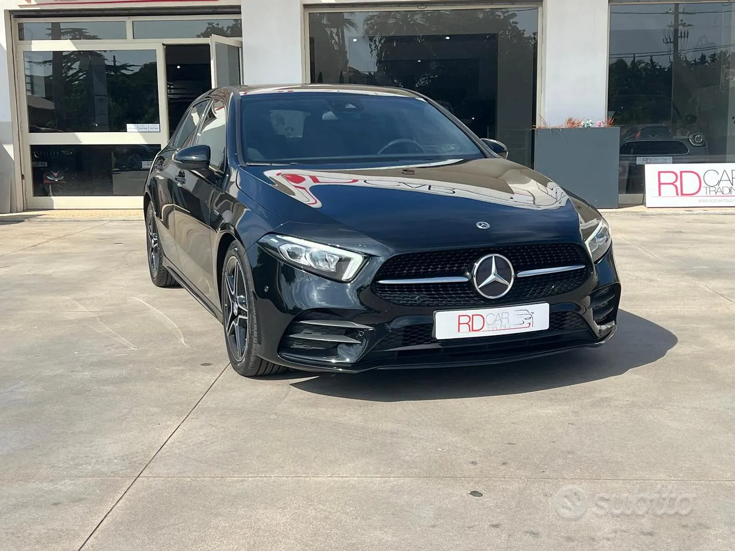 Mercedes-Benz A 200D Editon Premium Amg 2021 photo 2