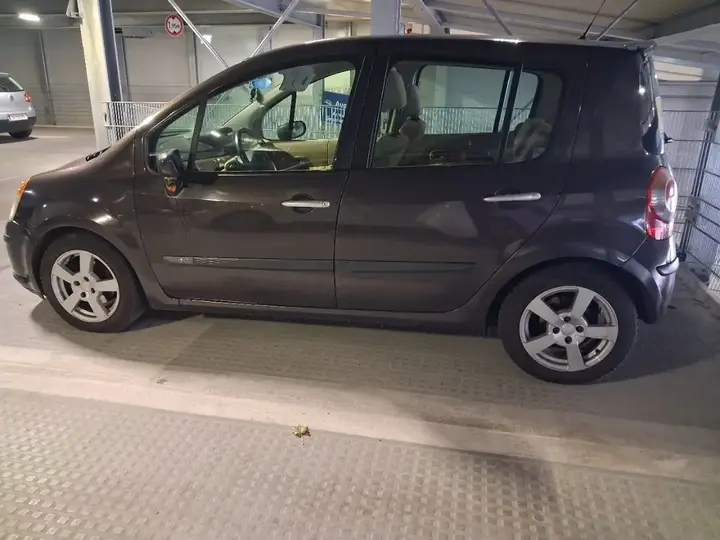 Renault Modus 2006 photo 2