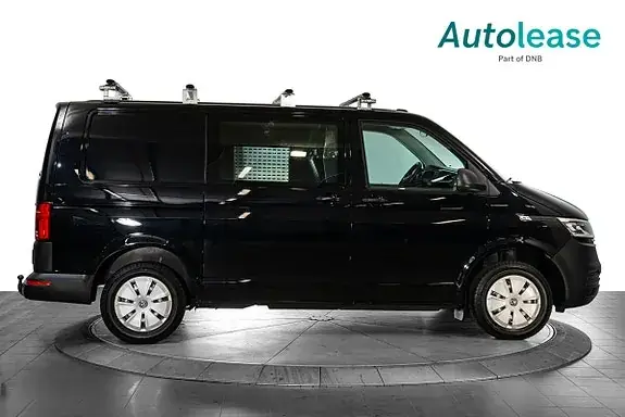 Volkswagen Transporter 2024 photo 2