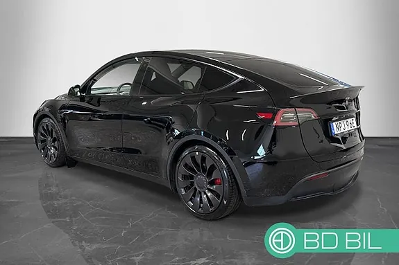 Tesla Model Y 2024 photo 3