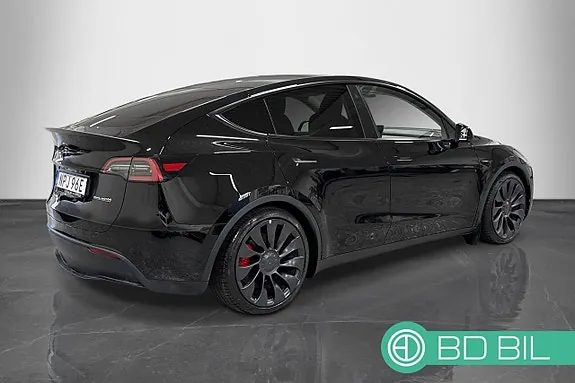 Tesla Model Y 2024 photo 5