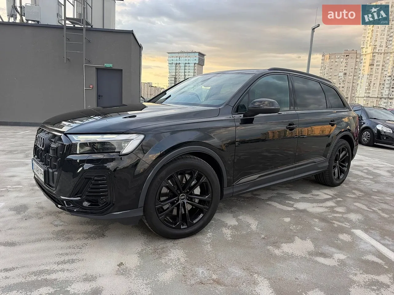 Audi Q7 2024 photo 4