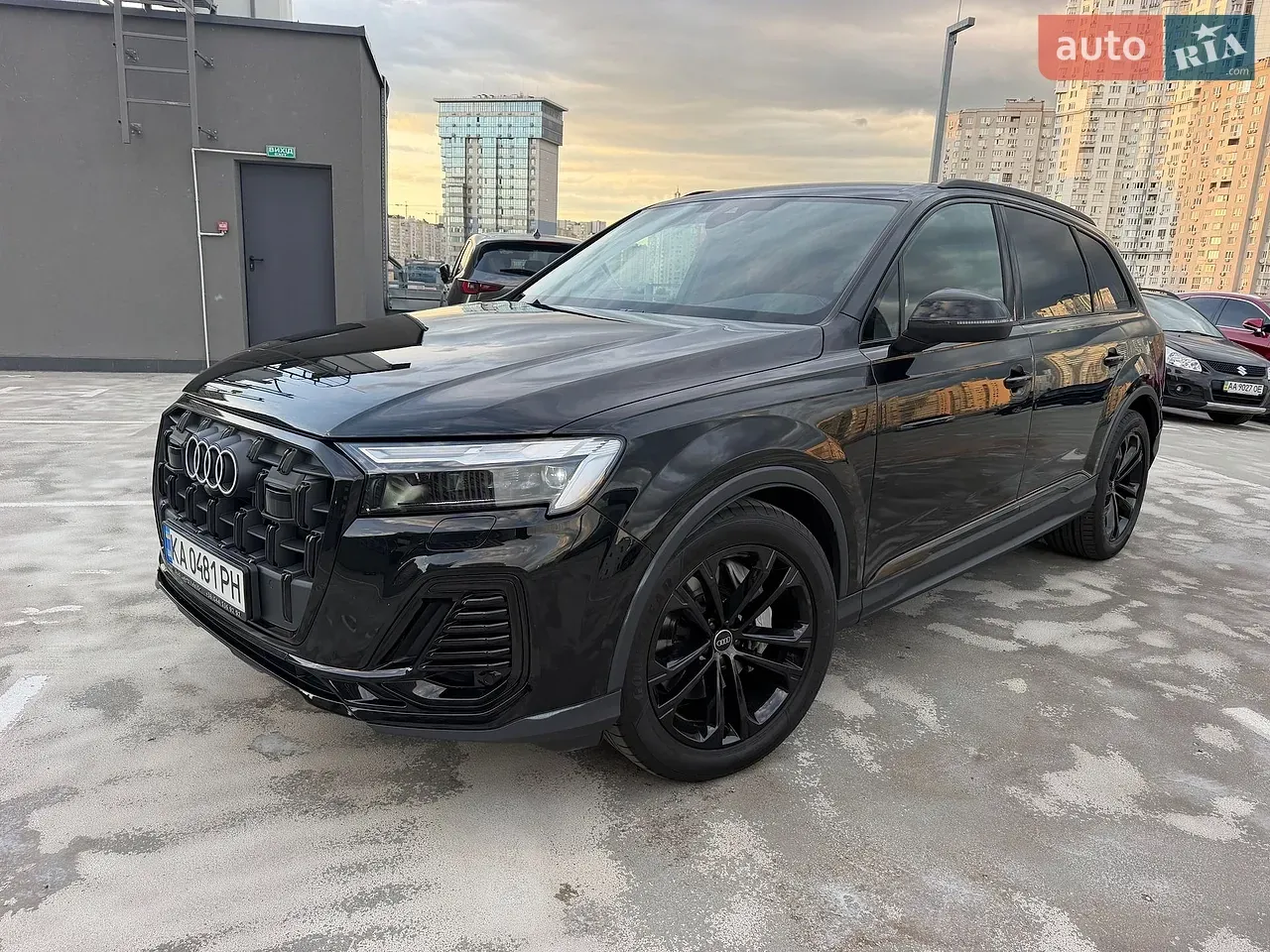 Audi Q7 2024 photo 2