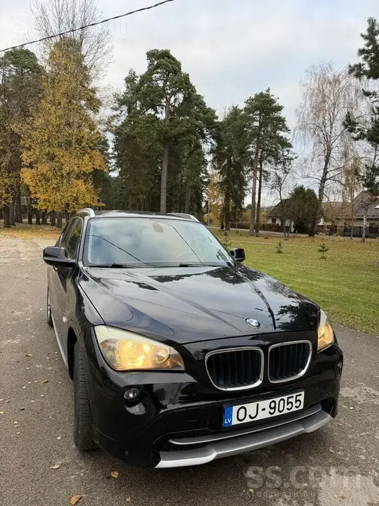 BMW X1 2010 photo 2