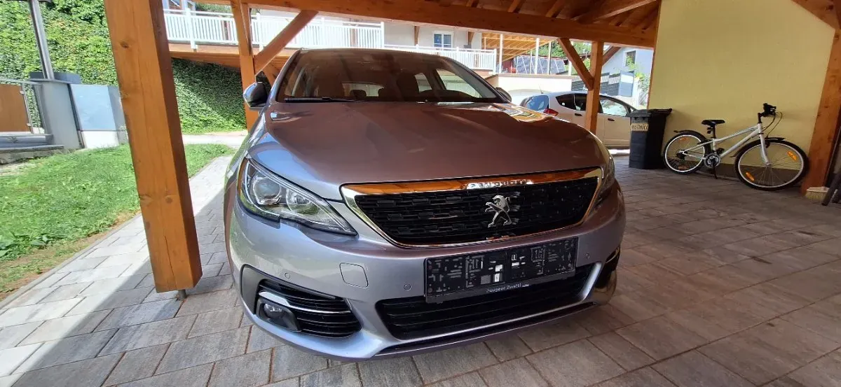 Peugeot 308 2019 photo 3
