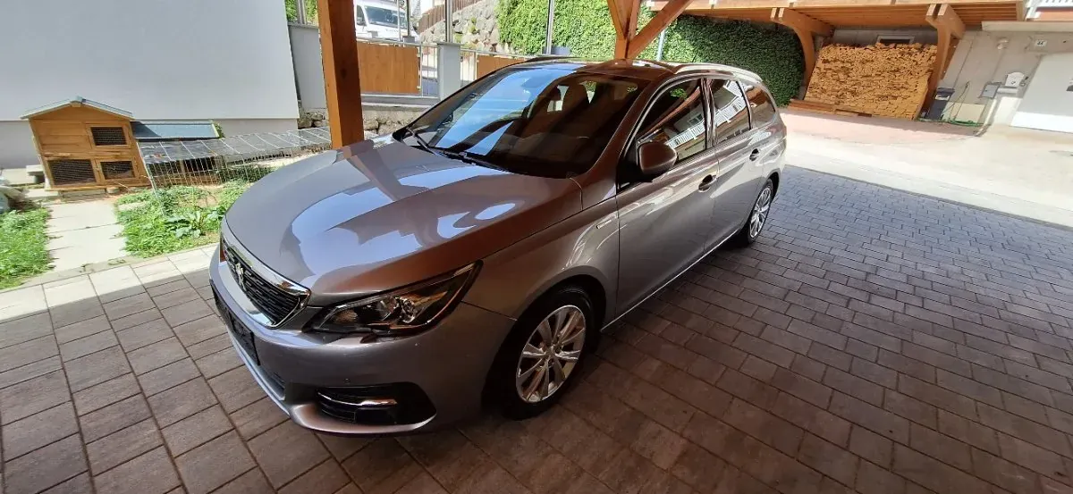 Peugeot 308