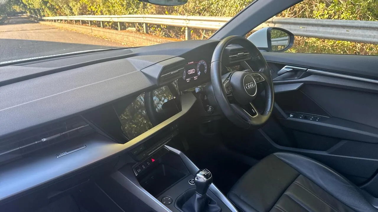 Audi A3 2022 photo 2