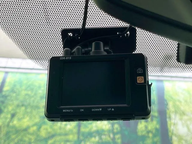 Toyota Prius 2015 photo 5