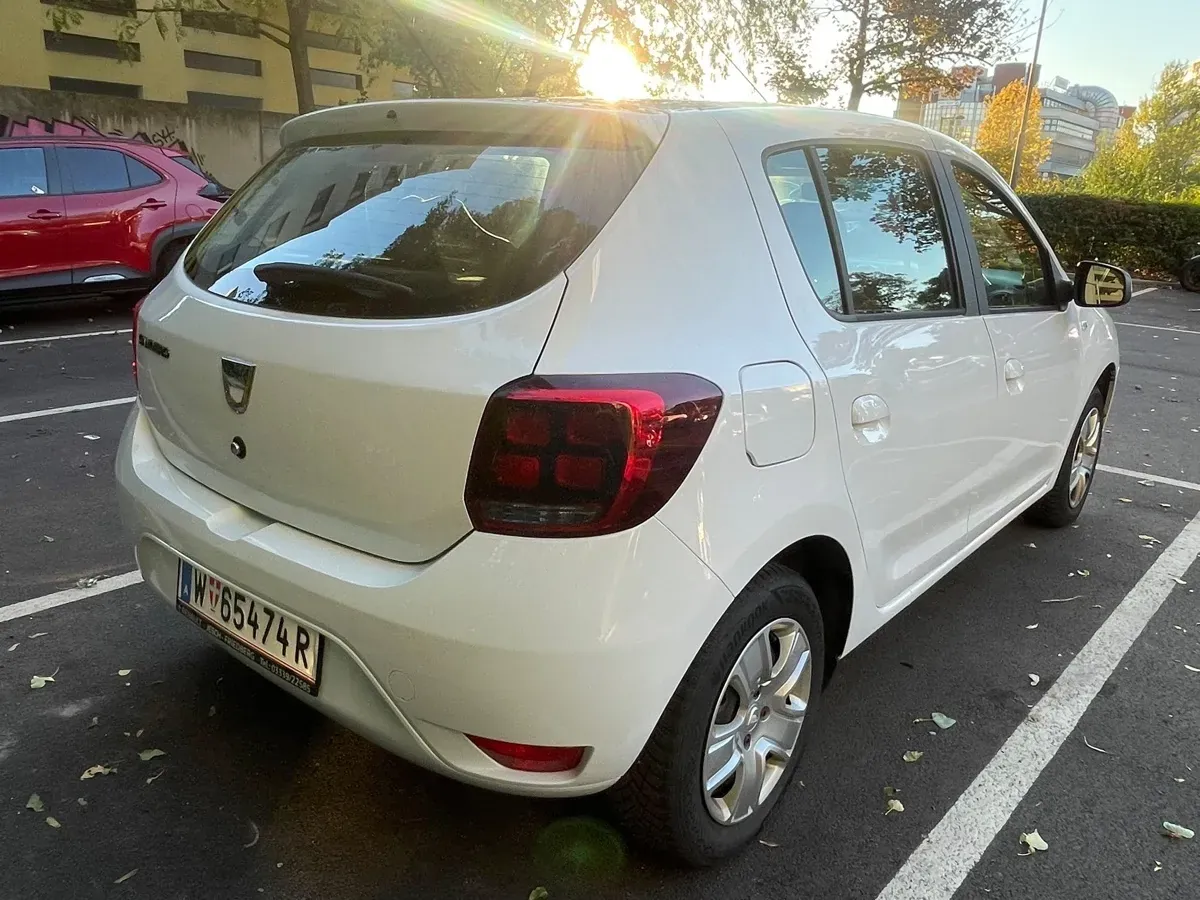 Dacia Sandero 2018 photo 3