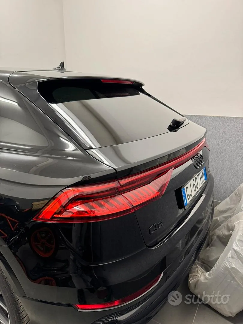 Audi Q8 2022 photo 2