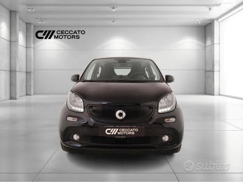 Smart Forfour 2018 photo 2