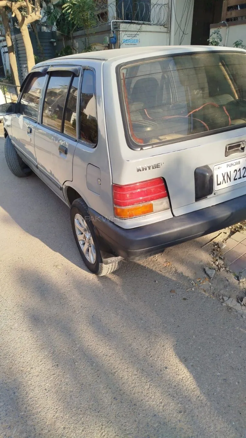 Suzuki Khyber