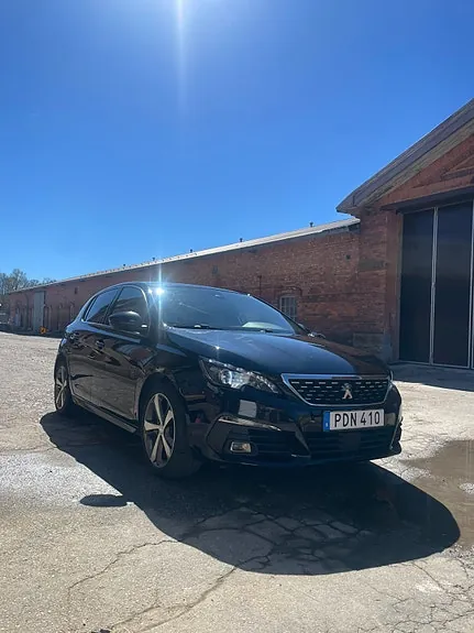 Peugeot 308 2018 photo 2