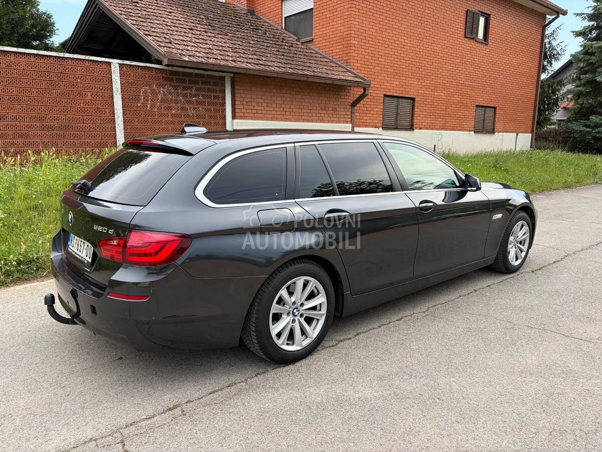 BMW 520 2011 photo 2