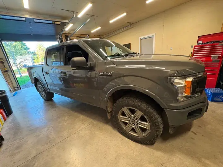 Ford F-150 2018 photo 2