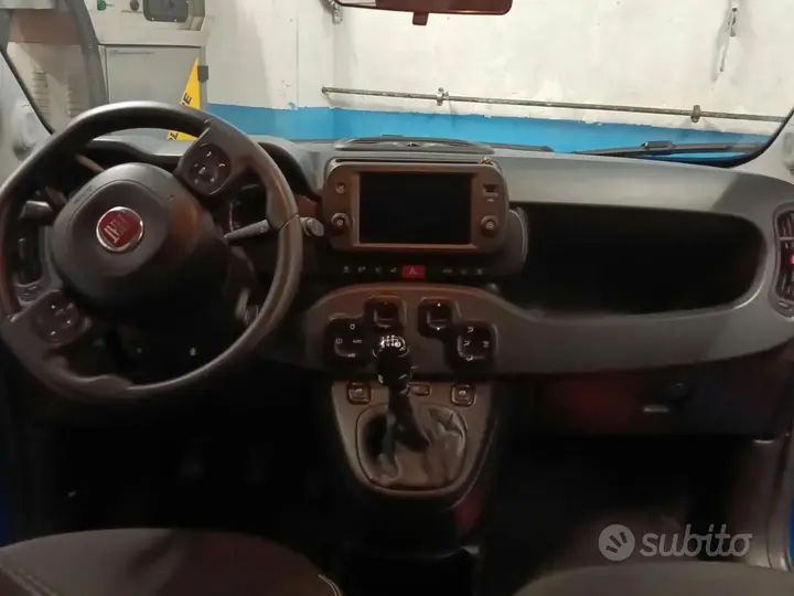 Fiat Panda 2023 photo 2