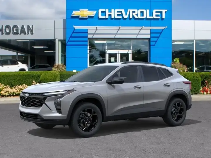 Chevrolet Trax 2026 photo 2