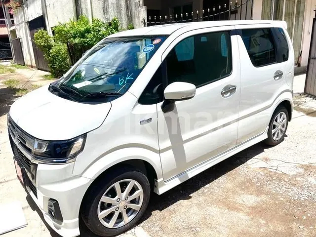 Suzuki Wagon R 2025 photo 4