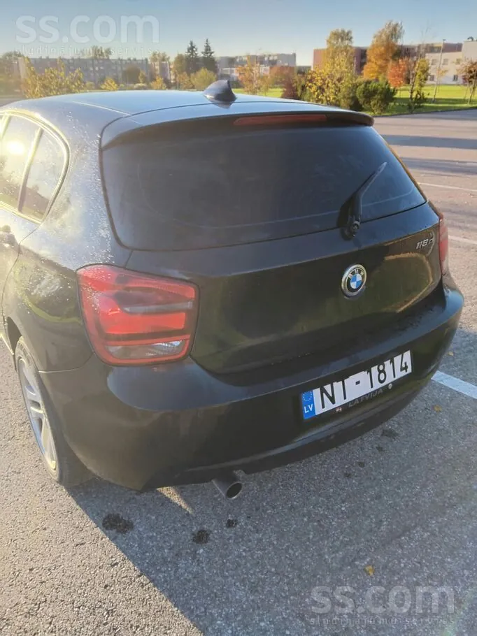 BMW 118 2013 photo 2