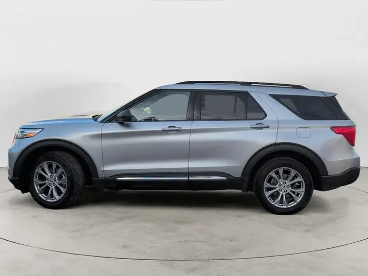 Ford Explorer 2020 photo 3