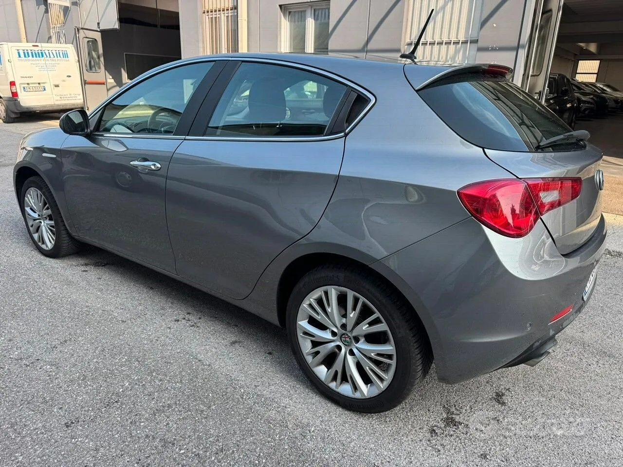 Alfa Romeo Giulietta 2017 photo 4
