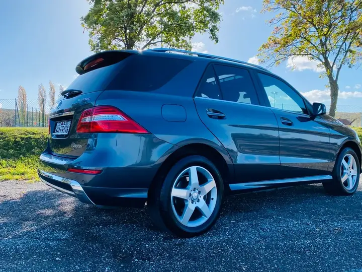 Mercedes-Benz M-Class
