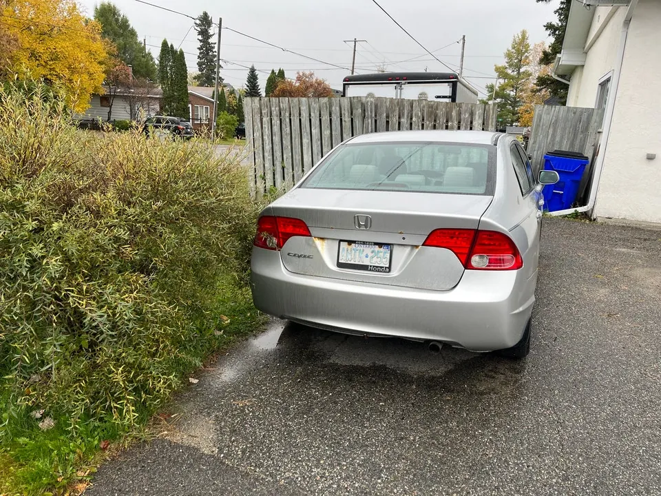 Honda Civic 2006 photo 2