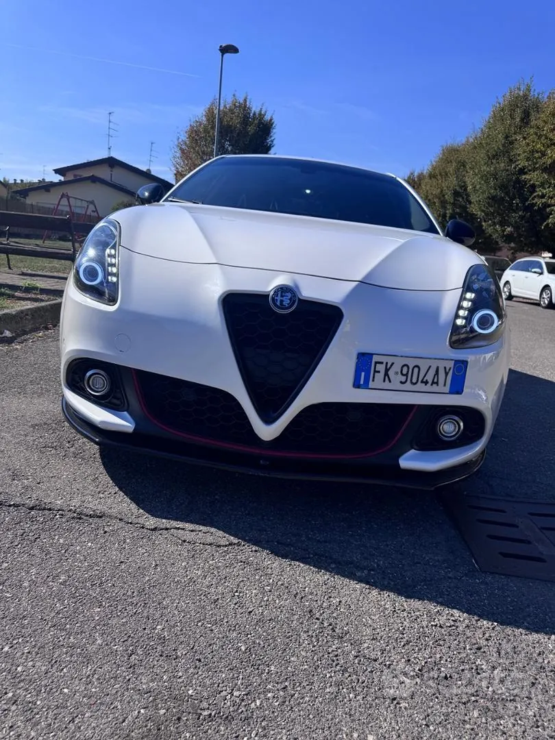 Alfa Romeo Giulietta 2017 photo 5
