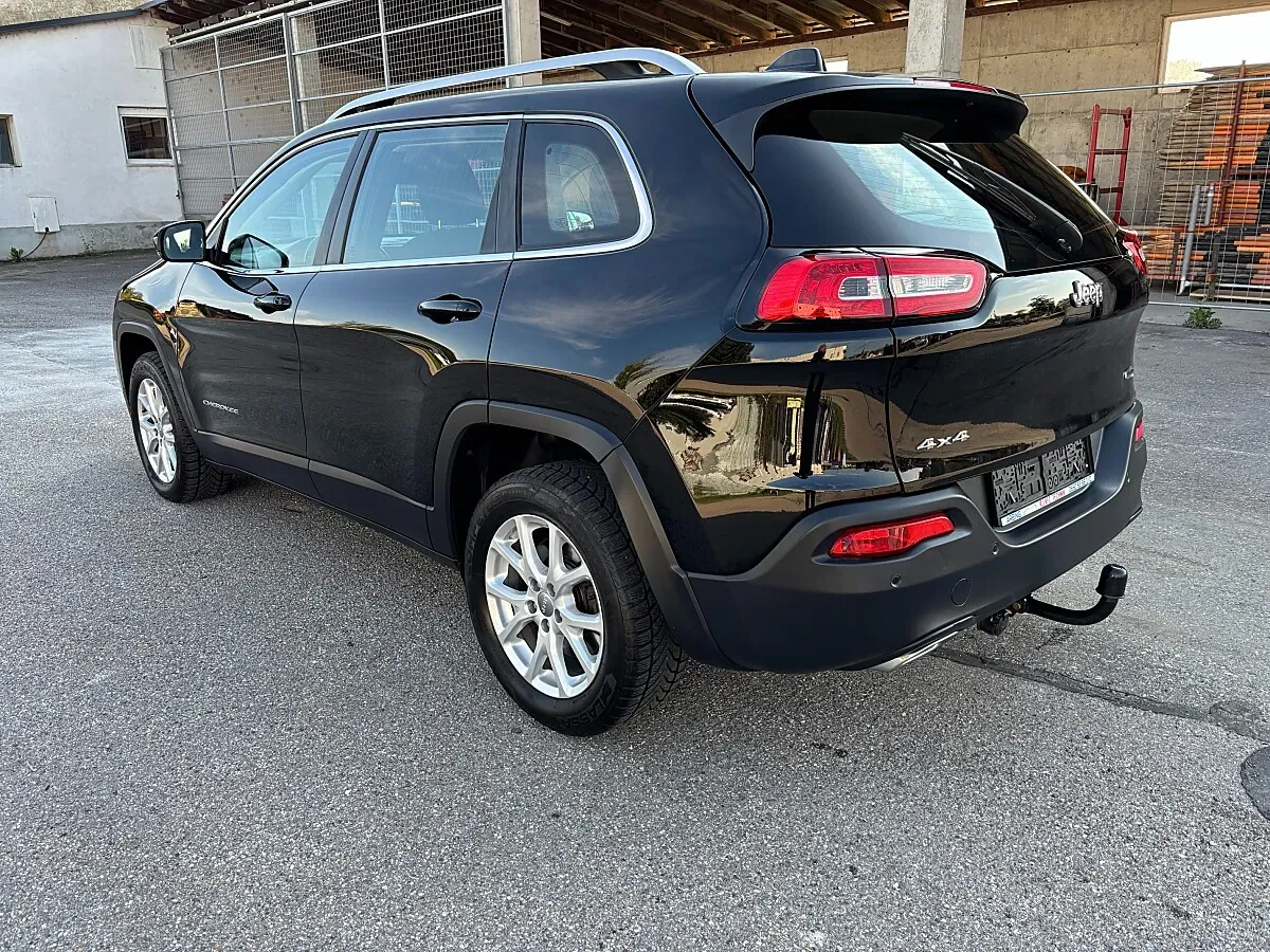 Jeep Cherokee 2017 photo 2