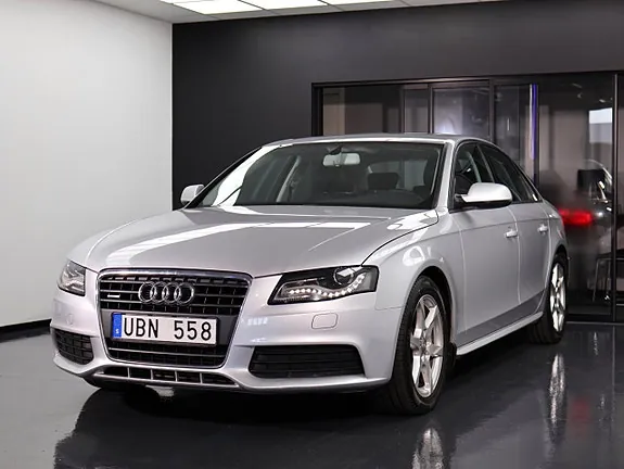 Audi A4 2011 photo 3