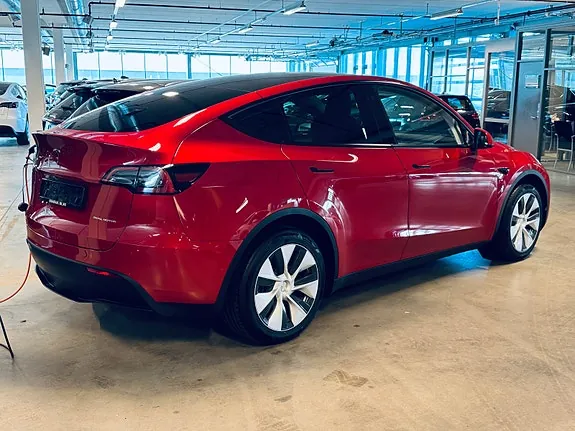 Tesla Model Y 2022 photo 4
