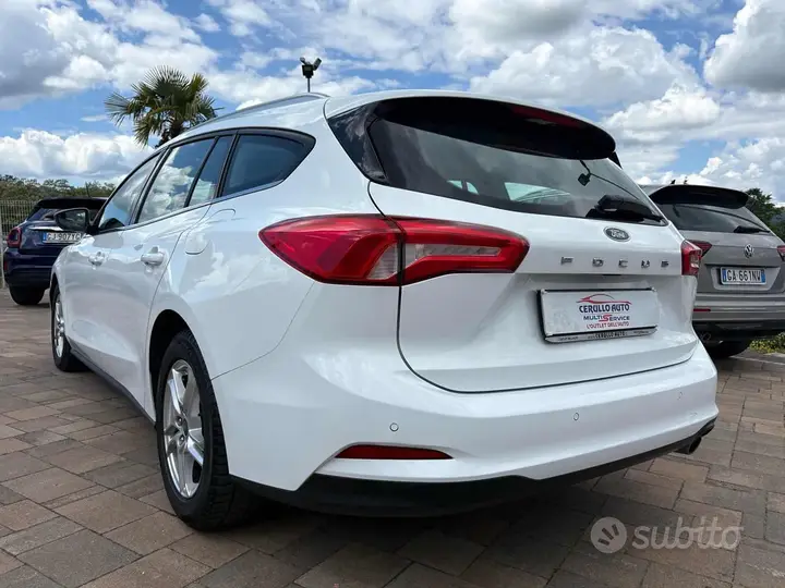Ford Focus 2020 photo 4