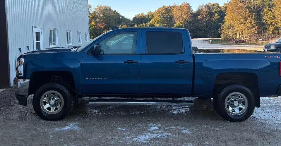 Chevrolet Silverado 1500 2017 photo 2