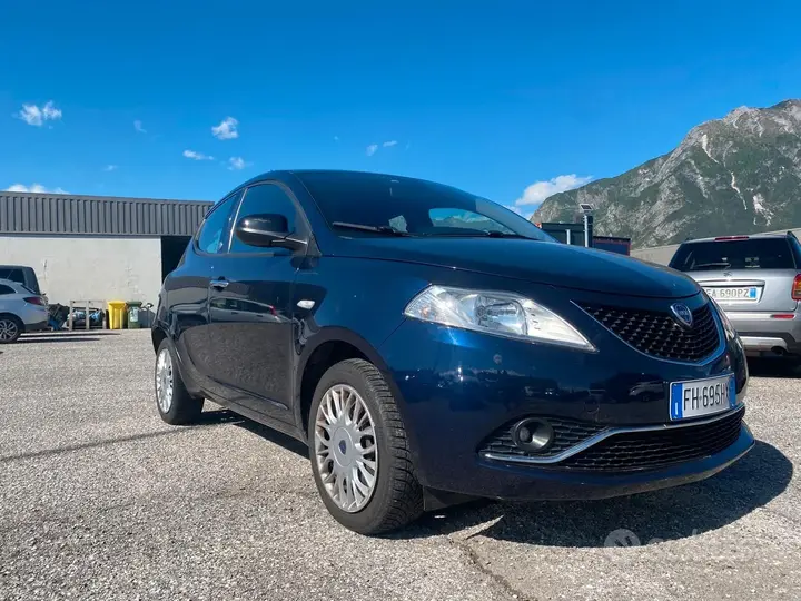 Lancia Ypsilon 2017 photo 3