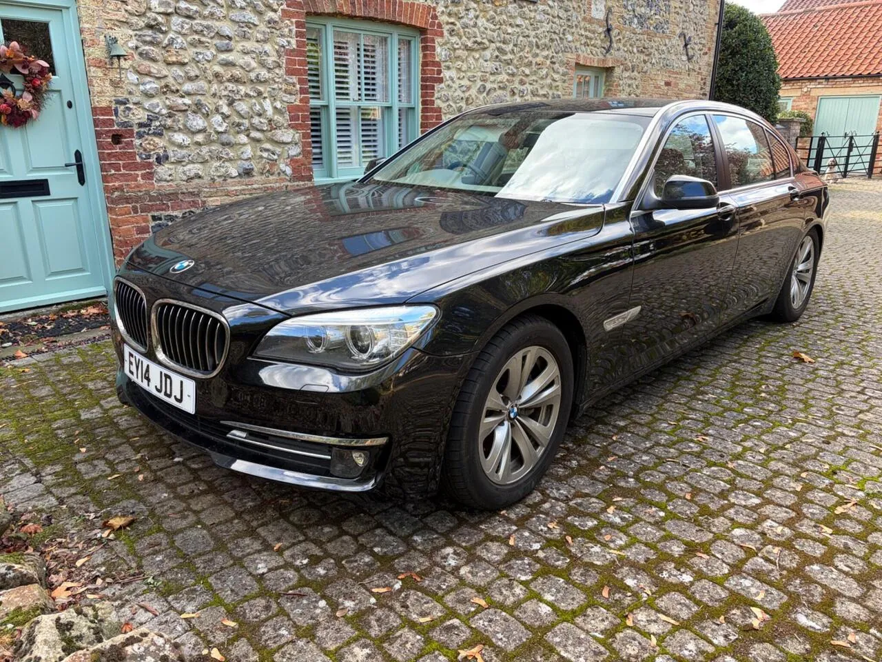 BMW 7 Series 2014 photo 2