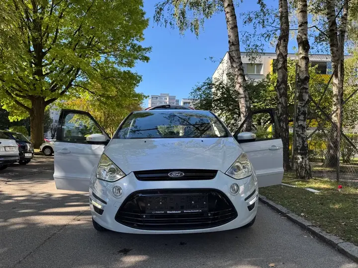 Ford S-Max