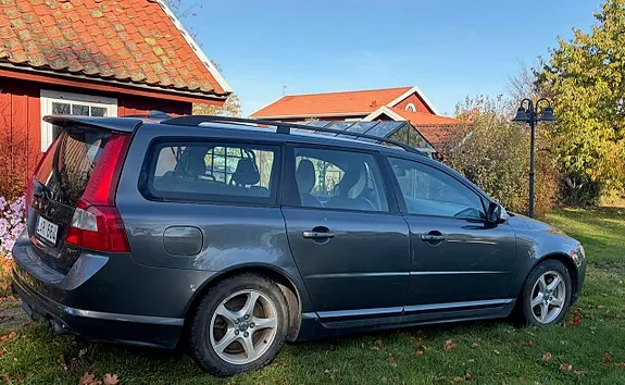 Volvo V70 2011 photo 3
