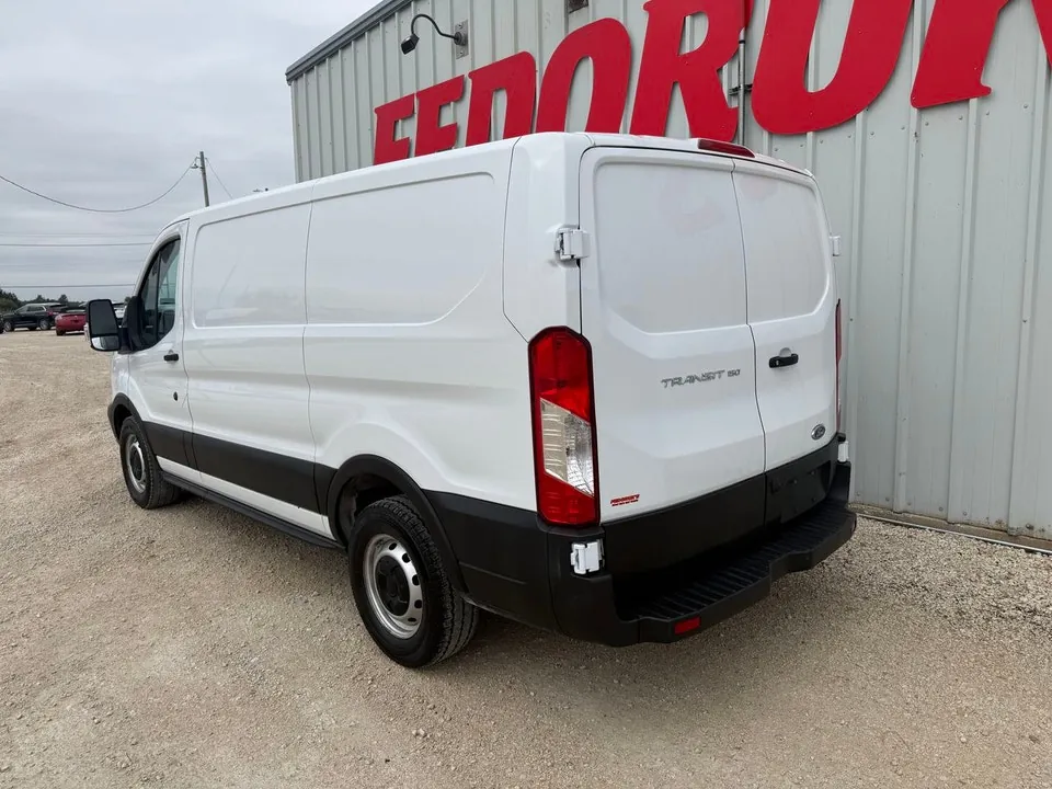 Ford Transit 2019 photo 2